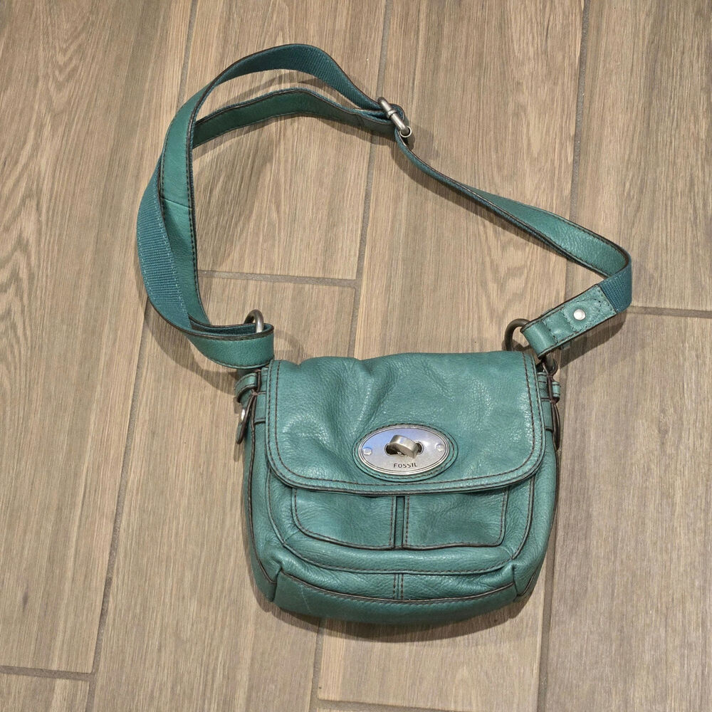 VTG FOSSIL Maddox Small Crossbody Bag Green Leather Turn Lock Closure GUC